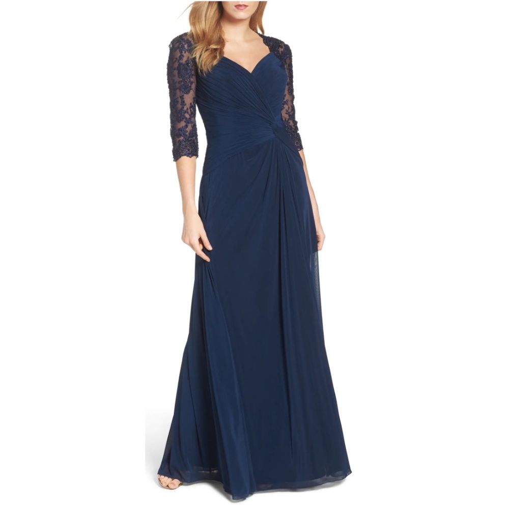 NEW La Femme 23244 Ruched Twist Column Gown, Size 10